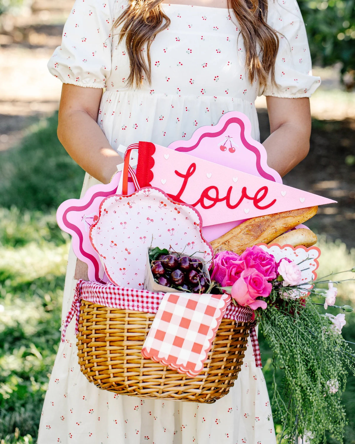 TOSSED CHERRY DINNER PLATES