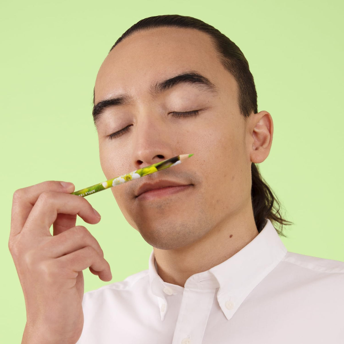 COLORED  PENCILS: RUB & SNIFF SCENTED
